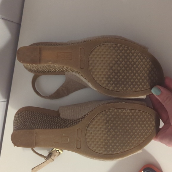 Aerosoles slingback wedges - Picture 5 of 6